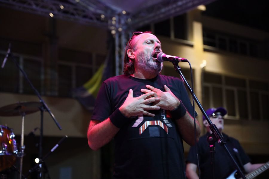 Sjajna atmosfera: Koncert Zabranjenog pušenja ispunio očekivanja i centralni ilidžanski trg